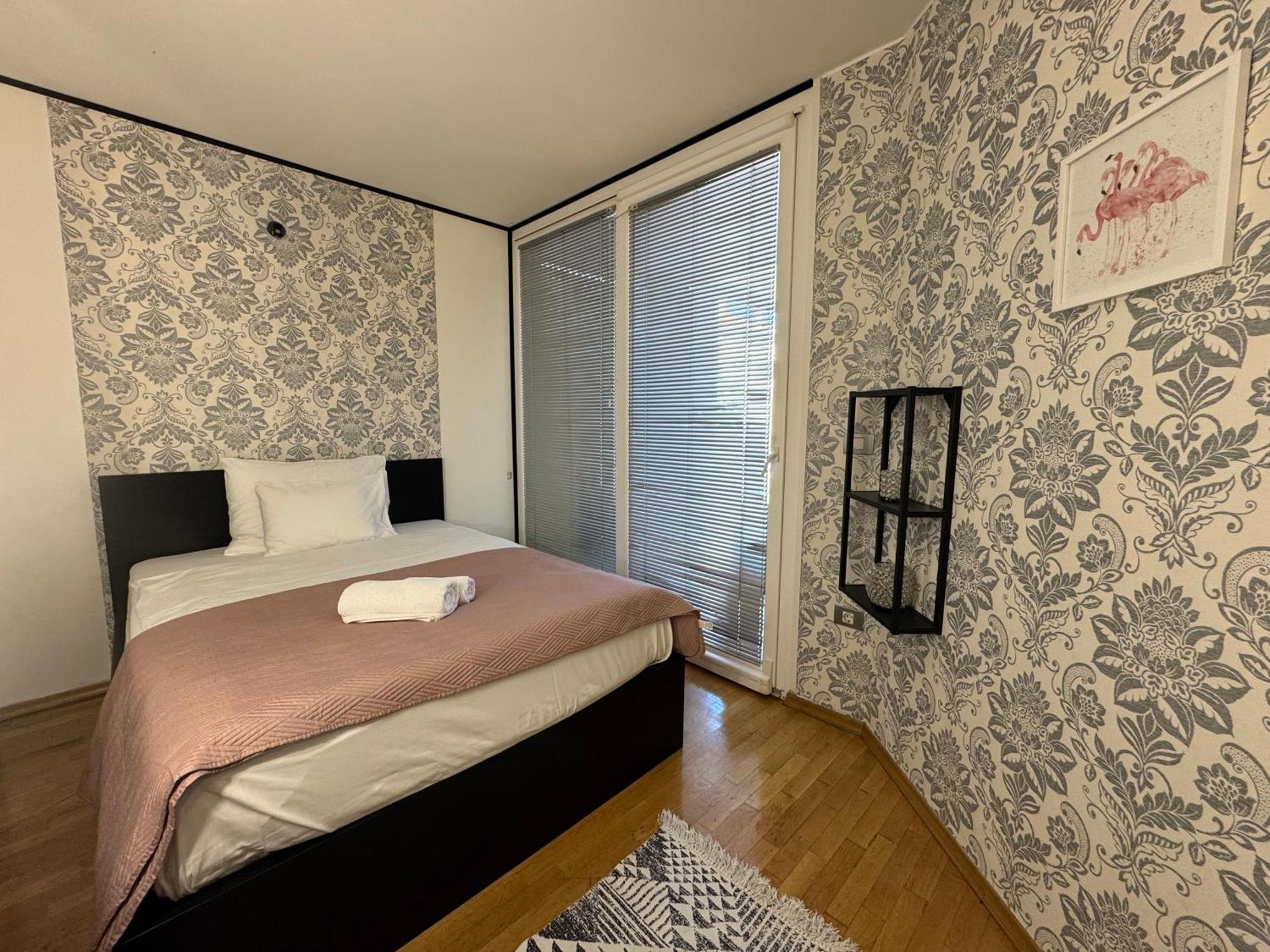 Titanium Apartment Izola Exterior photo
